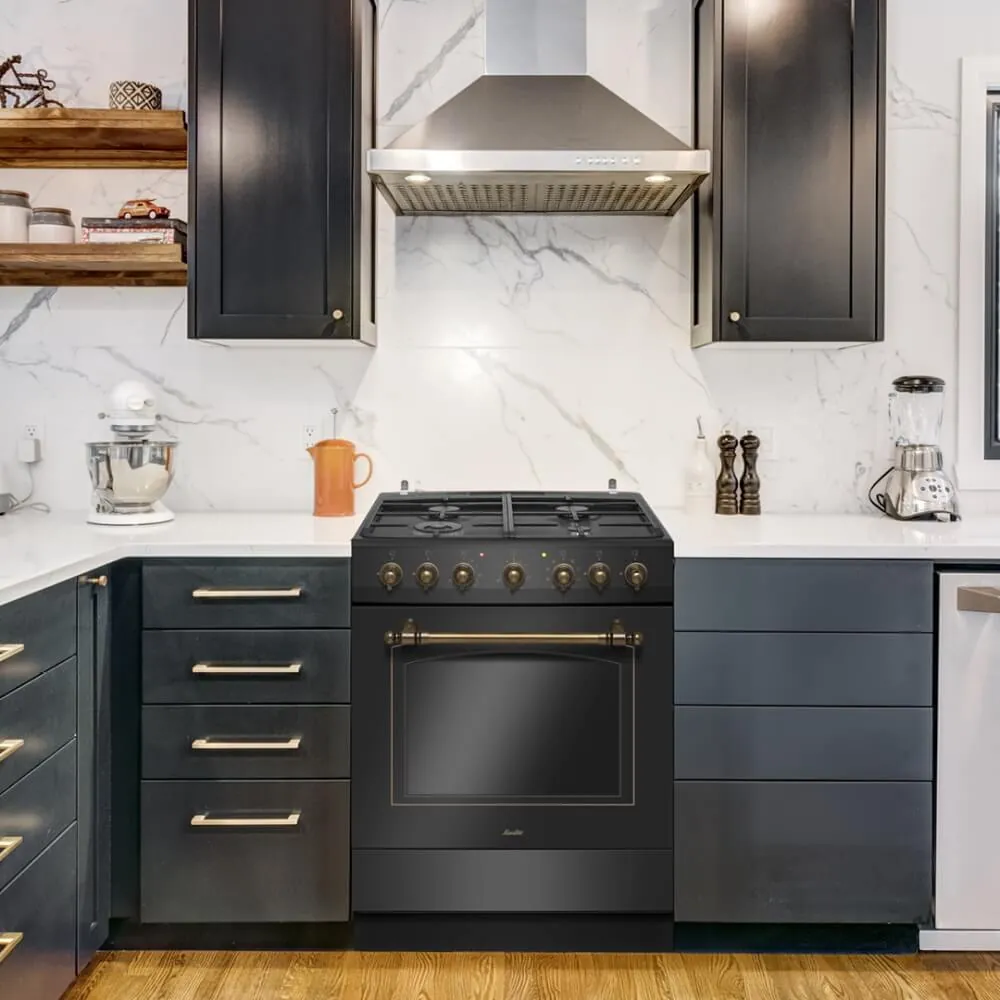Cocina a gas en una composición contemporánea monocromática